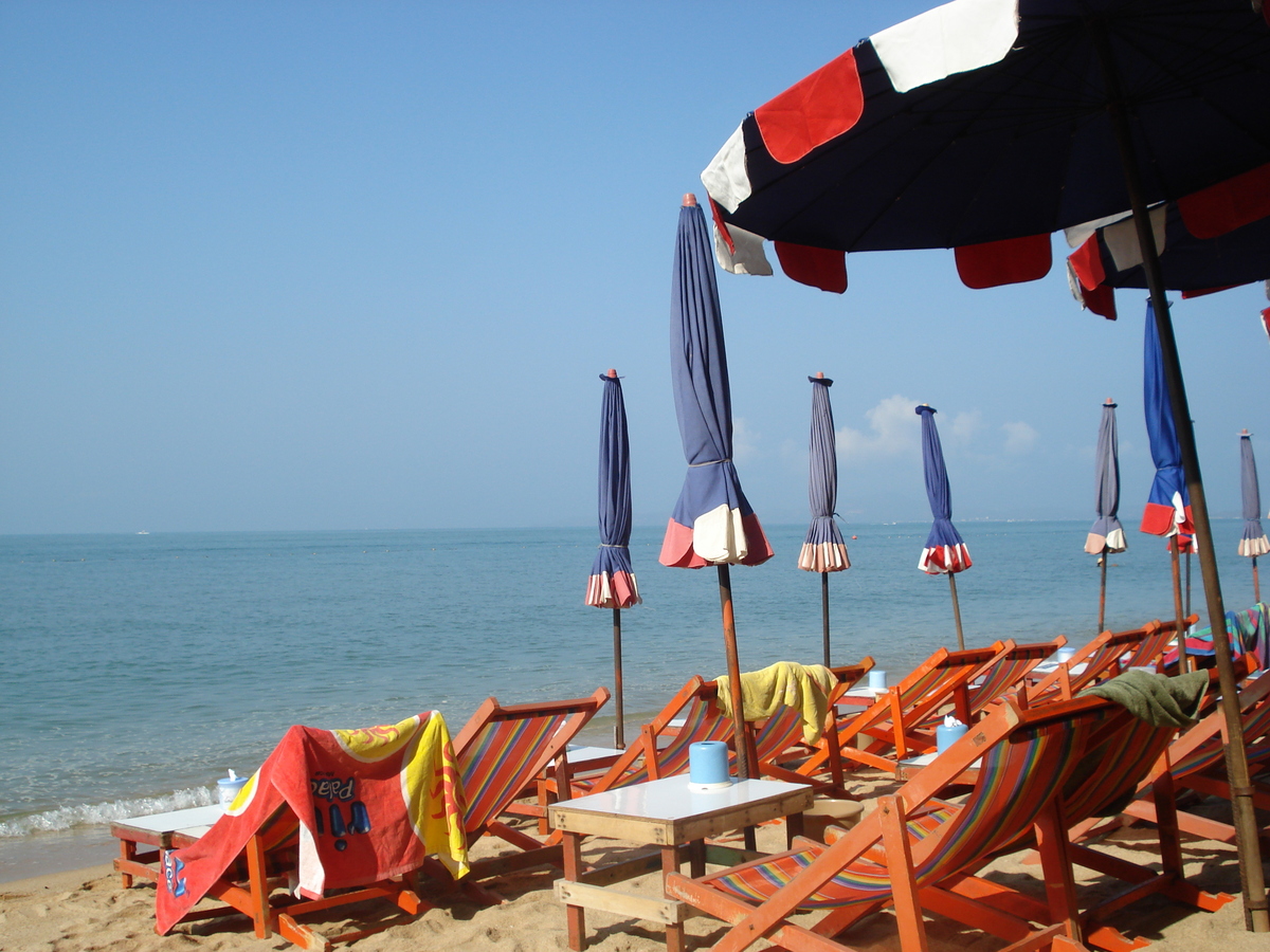 รูปถ่าย ไทย(Thailand) พัทยา(Pattaya) หาดดงตาล(Dongtan beach) 2008-01 39