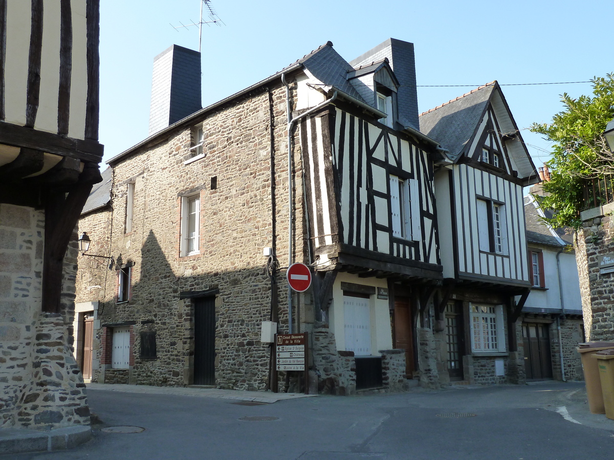 รูปถ่าย ฝรั่งเศส(France) ฟูแฌร์(Fougeres) 2010-04 98