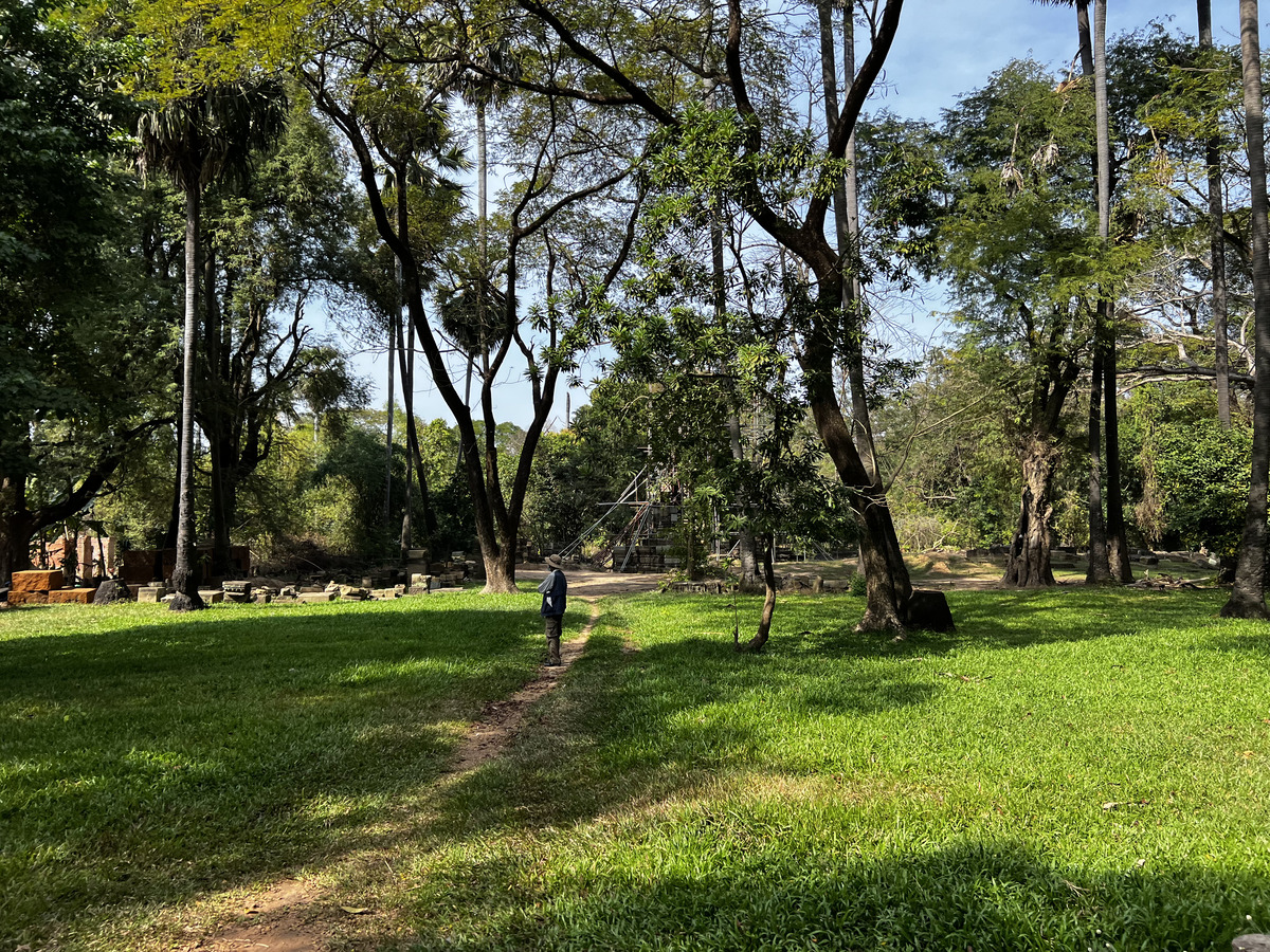 รูปถ่าย กัมพูชา(Cambodia) เสียมราฐ(Siem Reap) ปราสาทพนมบาเค็ง(Phnom Bakheng) 2023-01 16