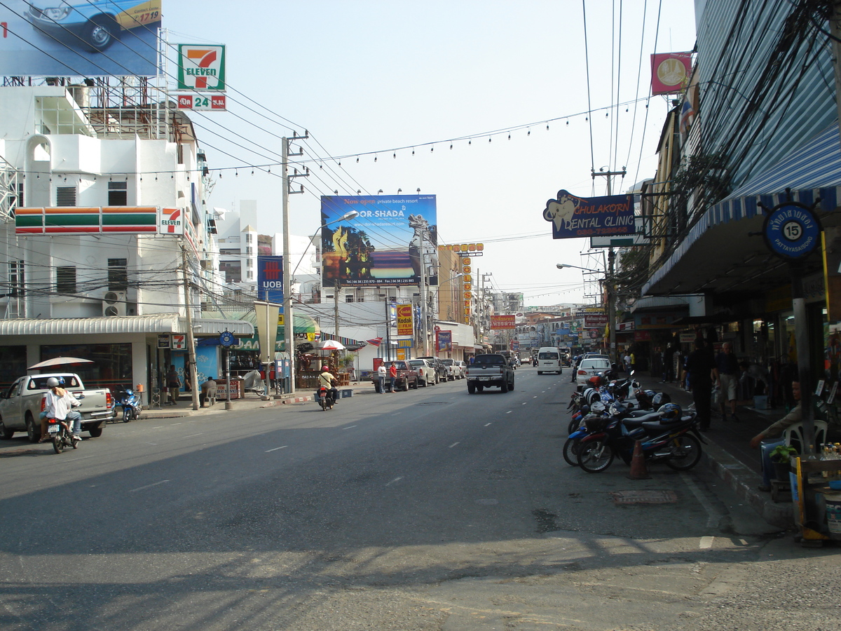 รูปถ่าย ไทย(Thailand) พัทยา(Pattaya) ถนนพัทยาสาย 2(Pattaya 2nd road) 2008-01 45