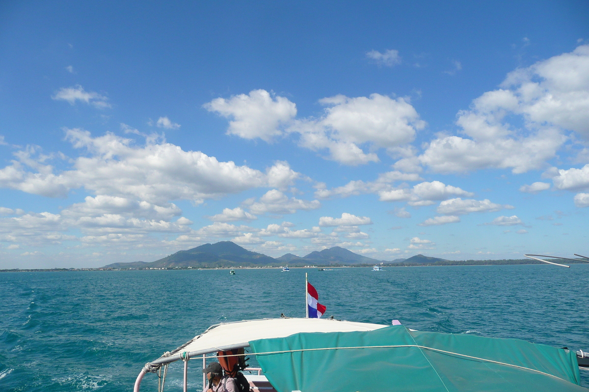 รูปถ่าย ไทย(Thailand) ถนนจากพัทยาไปเกาะเสม็ด(Pattaya to Ko Samet road) 2008-12 66