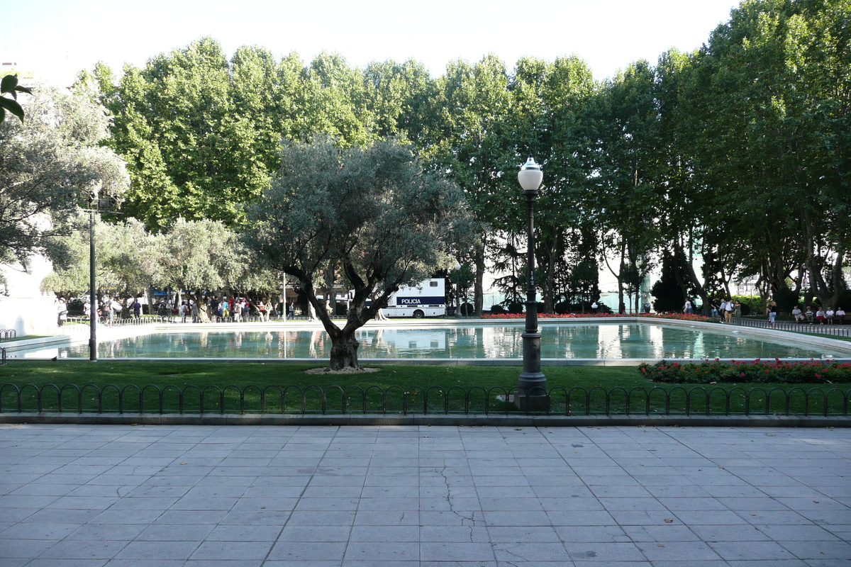 รูปถ่าย สเปน(Spain) มาดริค(Madrid) จัตุรัสเอสปัญญา(Plaza de Espana) 2007-09 77