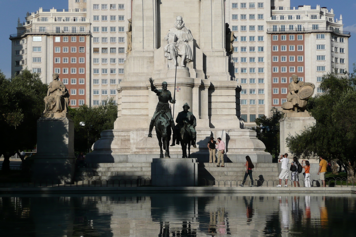รูปถ่าย สเปน(Spain) มาดริค(Madrid) จัตุรัสเอสปัญญา(Plaza de Espana) 2007-09 43