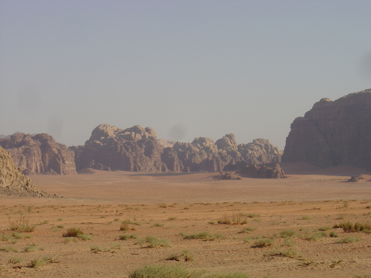 รูปถ่าย จอร์แดน(Jordan) ทะเลทรายวาดีรัม(Wadi Rum Desert) 2004-10 86
