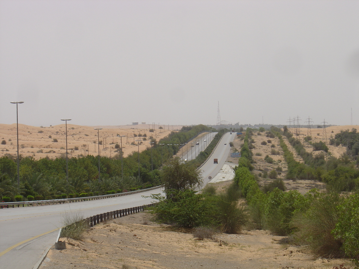 รูปถ่าย สหรัฐอาหรับเอมิเรตส์(United Arab Emirates) จากดูไบไปถนนอัลอิน(Dubai to Al Ain road) 2005-03 15