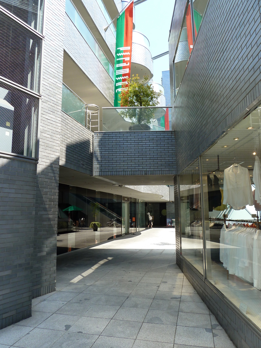 รูปถ่าย ญี่ปุ่น(Japan) โตเกียว(Tokyo) รปปงงิฮิลส์(Roppongi Hills) 2010-06 73