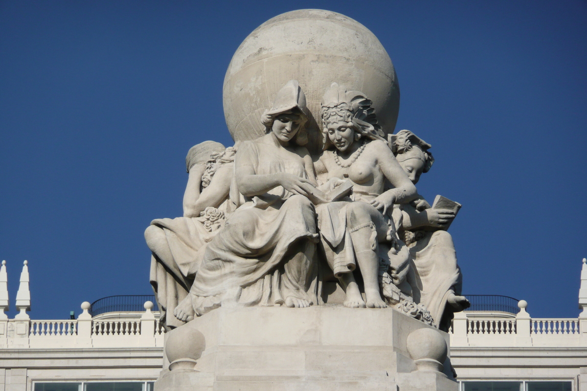 รูปถ่าย สเปน(Spain) มาดริค(Madrid) จัตุรัสเอสปัญญา(Plaza de Espana) 2007-09 12