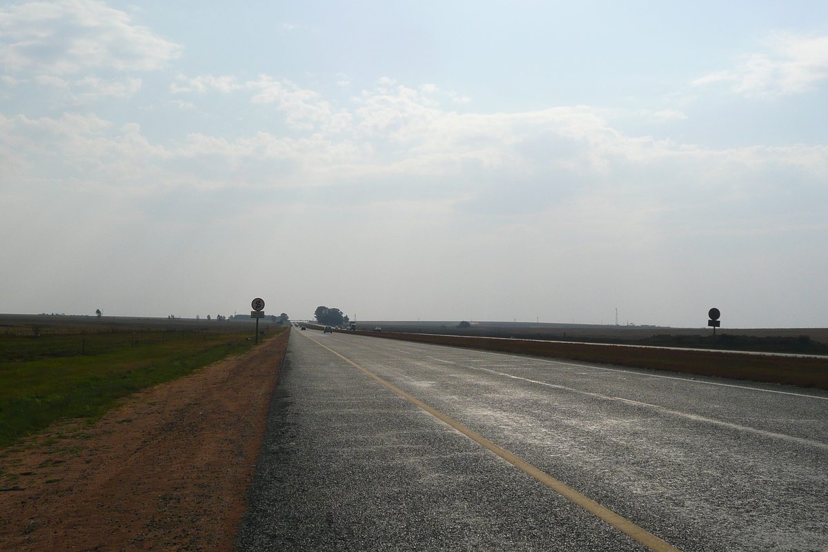 รูปถ่าย แอฟริกาใต้(South Africa) ถนนจากเนลสปรุตไปโจฮันเนสเบิร์ก(Nelspruit to Johannesburg road) 2008-09 77