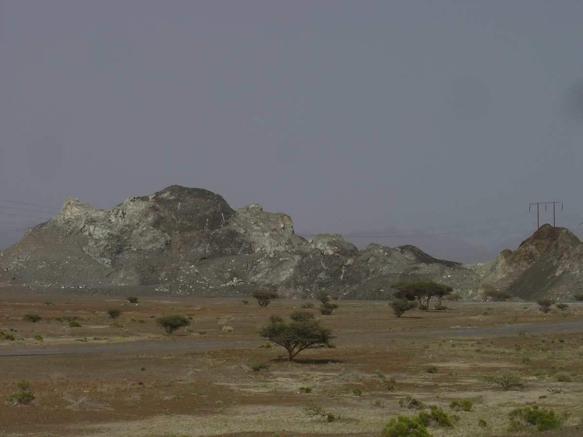 รูปถ่าย โอมาน(Oman) จากบูไรมิไปถนนโซฮาร์(Buraimi to Sohar road) 2005-03 13