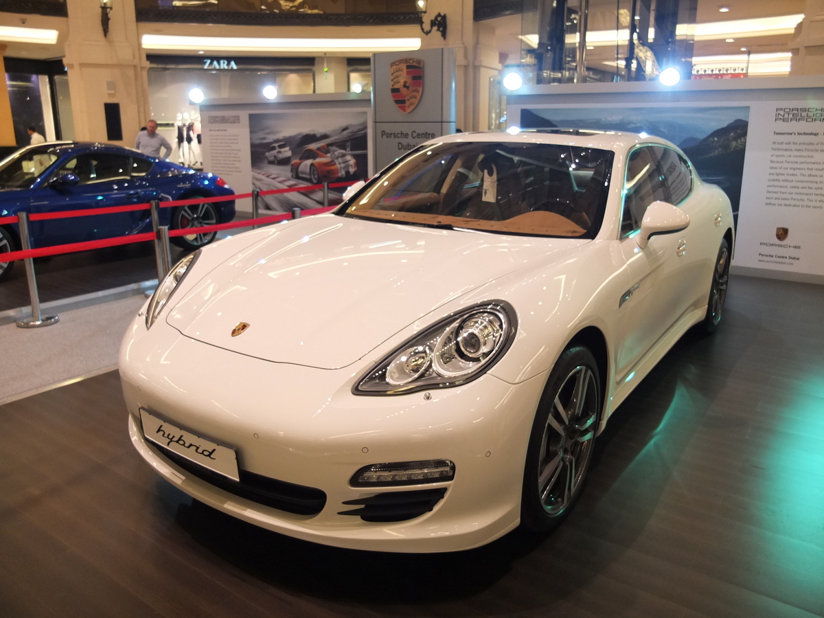 รูปถ่าย สหรัฐอาหรับเอมิเรตส์(United Arab Emirates) ดูไบ(Dubai) ห้างมอลล์ออฟดิเอมิเรตส์(Mall of the Emirates) 2011-12 2