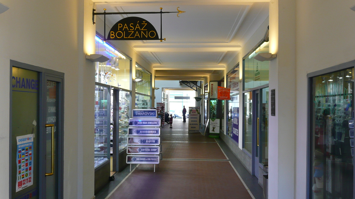 รูปถ่าย สาธารณรัฐเช็ก(Czech Republic) ปราก(Prague) เซเลทน่า(Celetna) 2007-07 18