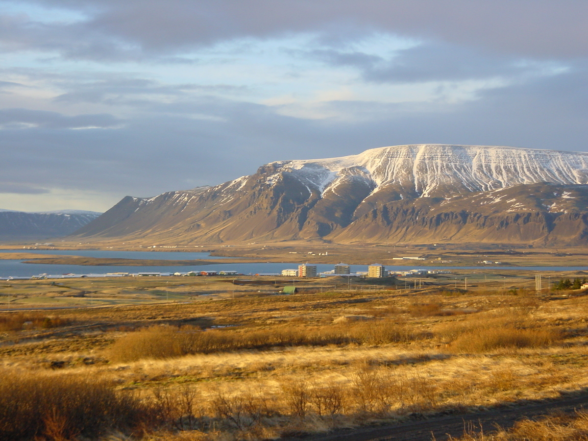 รูปถ่าย ไอซ์แลนด์(Iceland) ถนนหมายเลข 39 ไปเรคยาวิก(Road 39 to Reykjavik) 2003-03 28