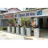 รูปถ่าย ไทย(Thailand) เกาะช้าง(Ko Chang) ถนนบนเกาะ(Island road) 2011-02 24