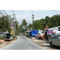 รูปถ่าย ไทย(Thailand) เกาะช้าง(Ko Chang) ถนนบนเกาะ(Island road) 2011-02 37