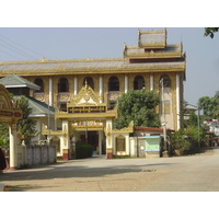 รูปถ่าย พม่า(Myanmar) ย่างกุ้ง(Yangon) 2005-01 230