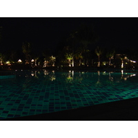 รูปถ่าย ไทย(Thailand) เขาหลัก(Khao Lak) โรงแรมเลอเมอริเดียน เขาหลัก(Meridien Khao Lak Hotel) สีสันกลางคืน(By Night) 2005-12 35