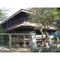 รูปถ่าย พม่า(Myanmar) ย่างกุ้ง(Yangon) 2005-01 231