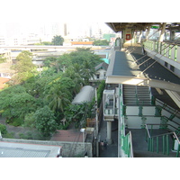 รูปถ่าย ไทย(Thailand) กรุงเทพมหานคร(Bangkok) รถไฟฟ้า(Sky Train) 2004-12 12