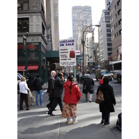 รูปถ่าย สหรัฐอเมริกา(United States) นิวยอร์ก(New York) ตามถนนฟิฟท์อเวนิว(down the 5th Avenue) 2006-03 82