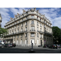 รูปถ่าย ฝรั่งเศส(France) ปารีส(Paris) คุ้มที่ 17 (17th Arrondissement) ถนนวากราม(Avenue de Wagram) 2007-05 49