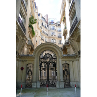 รูปถ่าย ฝรั่งเศส(France) ปารีส(Paris) ถนนนีเยล(Avenue Niel) 2007-06 16
