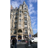 รูปถ่าย ฝรั่งเศส(France) ปารีส(Paris) คุ้มที่ 17 (17th Arrondissement) ถนนวากราม(Avenue de Wagram) 2007-05 52