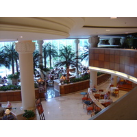 รูปถ่าย สหรัฐอาหรับเอมิเรตส์(United Arab Emirates) ดูไบ(Dubai) โรงแรมเชอราตัน จุมัยเราะห์บีช(Sheraton Jumeirah Beach Hotel) 2005-03 22