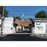 รูปถ่าย ไทย(Thailand) เชียงใหม่(Chiang Mai) ถนนราชดำเนิน(Rachadamnoen road) 2009-12 17