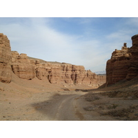 รูปถ่าย คาซัคสถาน(Kazakhstan) หุบผาชารึน(Charyn Canyon) 2007-03 59