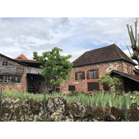 รูปถ่าย ฝรั่งเศส(France) กอลงฌ์-ลา-รูฌ(Collonges la Rouge) 2018-04 14