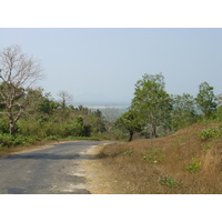 รูปถ่าย พม่า(Myanmar) ถนนจากทวายไปหาดหม่องมะกัน(Road from Dawei to Maungmagan beach) 2005-01 23