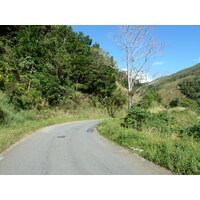 รูปถ่าย นิวแคลิโดเนีย(New Caledonia) ถนนจากกานาลาไปลาฟัว(Canala to La Foa road) 2010-05 23