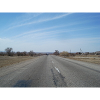รูปถ่าย คาซัคสถาน(Kazakhstan) ถนนจากอัลมาตีไปหุบผาชารึน(Almaty to Charyn Canyon road) 2007-03 98