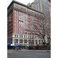 รูปถ่าย สหรัฐอเมริกา(United States) นิวยอร์ก(New York) ตามถนนฟิฟท์อเวนิว(down the 5th Avenue) 2006-03 31