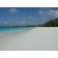 รูปถ่าย นิวแคลิโดเนีย(New Caledonia) เกาะลีฟู(Lifou) อ่าวชาโตบรีย็อง(Chateaubriand Bay) 2010-05 5