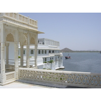 รูปถ่าย อินเดีย(India) อูไดปูร์(Udaipur) โรงแรมเลคพาเลซ(Lake Palace Hotel) 2003-05 10