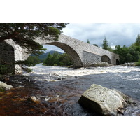 รูปถ่าย อังกฤษ(United Kingdom) สกอตแลนด์(Scotland) อุทยานแห่งชาติแคร์นกอร์มส์(Cairngorms National Park) สะพานอินเวอร์คอลด์(Invercauld Bridge) 2011-07 4