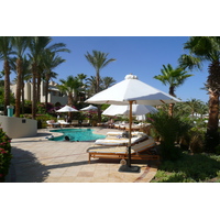 รูปถ่าย อียิปต์(Egypt) ชาร์มเอลชีค(Sharm el Sheikh) โรงแรมโฟร์ซีซันส์(Four Seasons Hotel) สระว่ายน้ำอัลวาฮา โฟร์ซีซันส์(Four Seasons Al Waha Pool) 2008-06 26