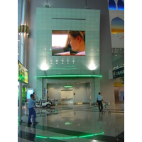 รูปถ่าย สหรัฐอาหรับเอมิเรตส์(United Arab Emirates) ดูไบ(Dubai) สนามบินดูไบ(Dubai International Airport) 2005-03 10
