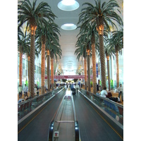 รูปถ่าย สหรัฐอาหรับเอมิเรตส์(United Arab Emirates) ดูไบ(Dubai) สนามบินดูไบ(Dubai International Airport) 2005-03 5
