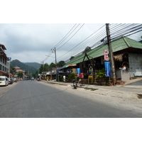 รูปถ่าย ไทย(Thailand) เกาะช้าง(Ko Chang) ถนนบนเกาะ(Island road) 2011-02 13