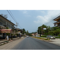 รูปถ่าย ไทย(Thailand) เกาะช้าง(Ko Chang) ถนนบนเกาะ(Island road) 2011-02 81
