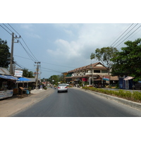 รูปถ่าย ไทย(Thailand) เกาะช้าง(Ko Chang) ถนนบนเกาะ(Island road) 2011-02 86