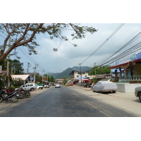 รูปถ่าย ไทย(Thailand) เกาะช้าง(Ko Chang) ถนนบนเกาะ(Island road) 2011-02 69