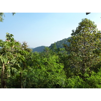 รูปถ่าย ไทย(Thailand) ถนนจากเชียงใหม่ไปพิษณุโลก(Chiang Mai to Phitsanulok road) 2009-12 2