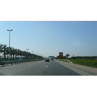 รูปถ่าย อิสราเอล(Israel) จากเทลอาวีฟไปท่าอากาศยานเบนกูเรียน(Tel Aviv to Ben Gurion Airport) 2007-06 71