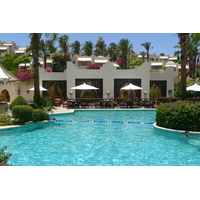 รูปถ่าย อียิปต์(Egypt) ชาร์มเอลชีค(Sharm el Sheikh) โรงแรมโฟร์ซีซันส์(Four Seasons Hotel) สระว่ายน้ำอัลวาฮา โฟร์ซีซันส์(Four Seasons Al Waha Pool) 2008-06 3