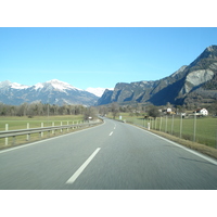 รูปถ่าย สวิสเซอร์แลนด์(Switzerland) ถนนจากคูร์ไปวาดุซ(Chur to Vaduz Road) 2007-01 3