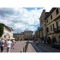 รูปถ่าย อิตาลี(Italy) อาโรนา(Arona) 2009-06 12