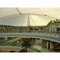 รูปถ่าย สหรัฐอาหรับเอมิเรตส์(United Arab Emirates) อาบูดาบี(Abu Dhabi) มารีนามอลล์(Marina Mall) 2005-09 15